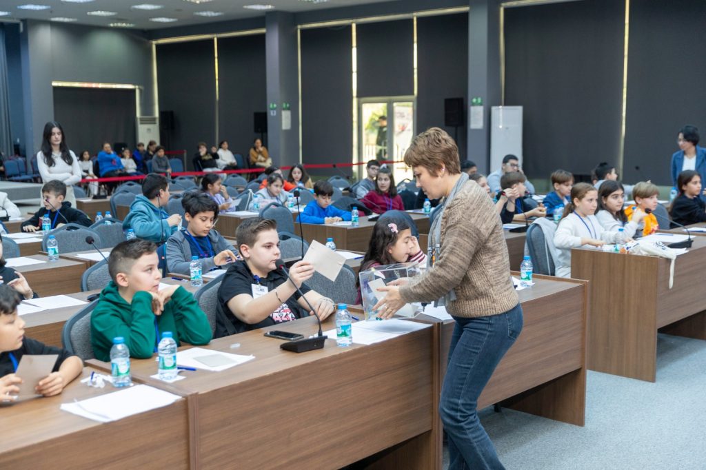 BÜYÜKŞEHİR’İN ÇOCUK MECLİSİ ÜYELERİ FARK YARATMAKTA KARARLI