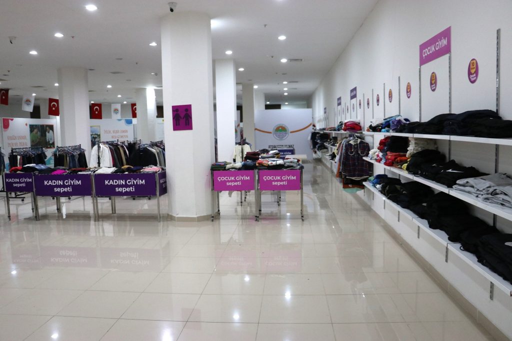 TOROSLAR’IN “HAYIR ÇARŞISI” 150 BİN KİŞİYE ULAŞTI