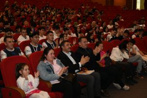 YENİŞEHİR BELEDİYESİ GELECEĞİN BİLİM İNSANLARINI BULUŞTURDU