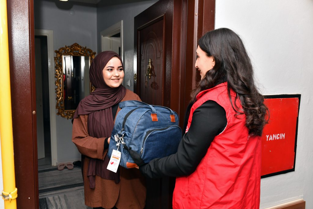 YENİ DOĞAN PAKETLERİYLE AİLE BÜTÇELERİNE DESTEK