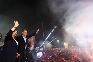 VAHAP SEÇER, REKOR OYLA YENİDEN ‘BAŞKAN’