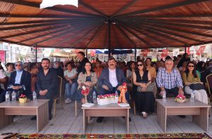 BAŞKAN YILDIZ, TOROSLAR’IN KADIN ÜRETİCİLERİYLE  ANNELER GÜNÜ ETKİNLİĞİNDE BULUŞTU