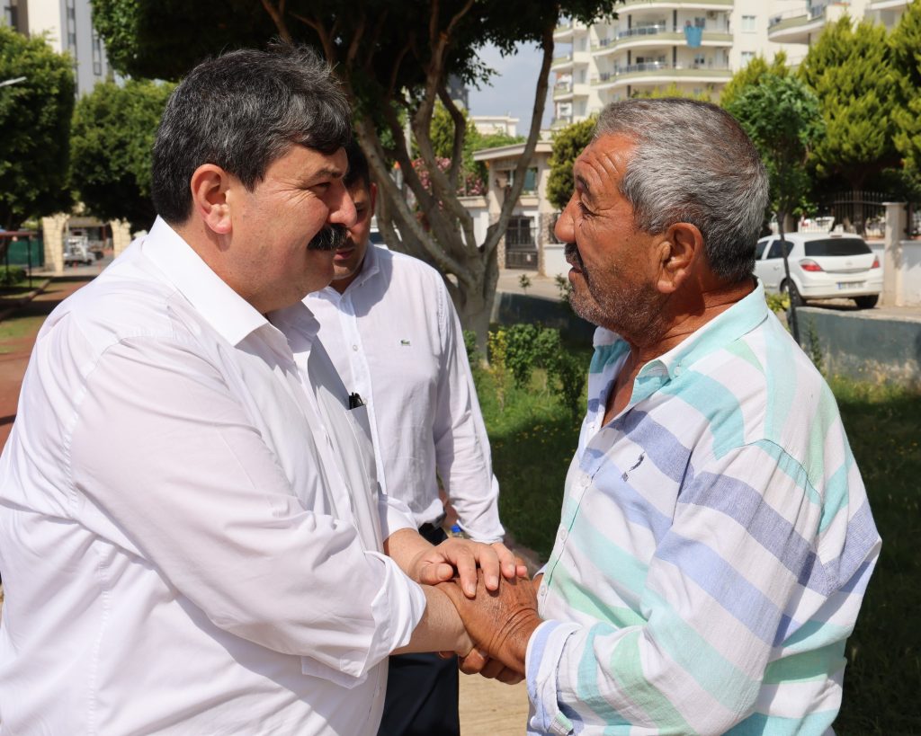 BAŞKAN YILDIZ, MEHMETÇİK PARKI’NDAKİ BAKIM VE  YENİLEME ÇALIŞMALARINI İNCELEDİ