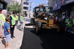 SARIYILDIZ VE ARSLAN, ASFALT KAPLAMA ÇALIŞMASINI YERİNDE İNCELEDİ