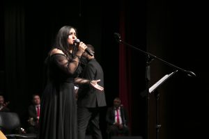 ‘ASRIN PİR SULTANI’ MAHZUNİ ŞERİF TÜRKÜLERİYLE ANILDI
