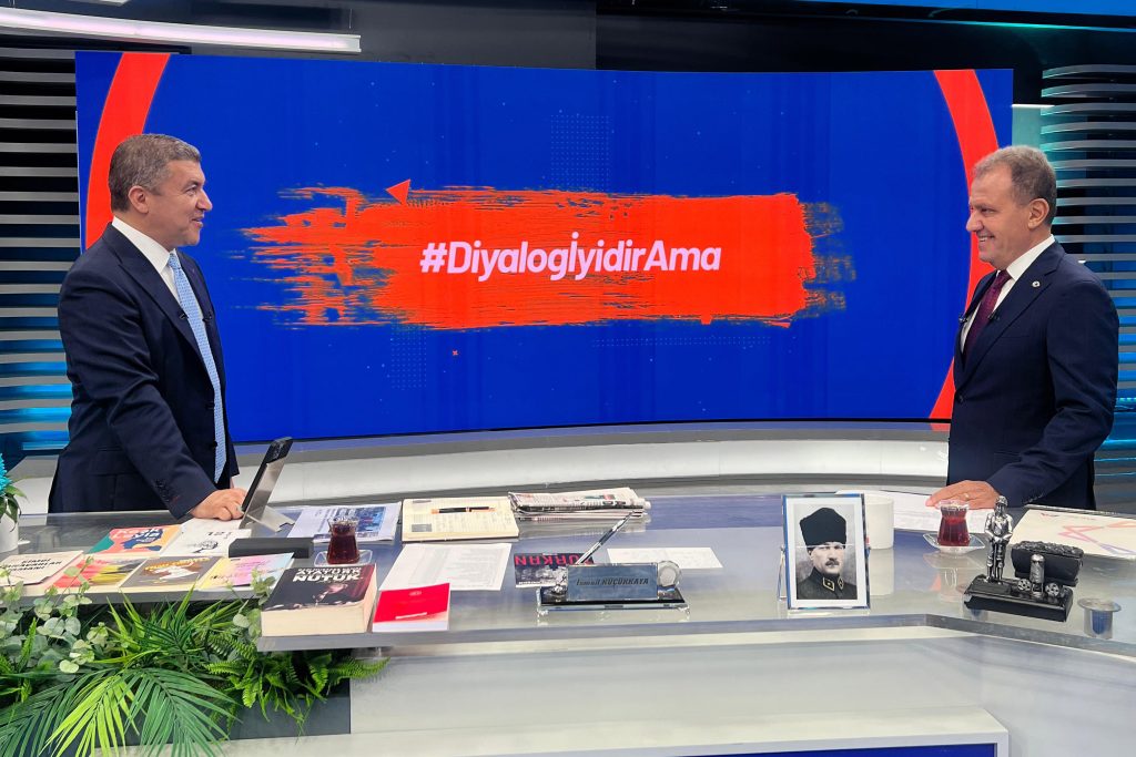 BAŞKAN SEÇER, HALK TV’DE KÜÇÜKKAYA’NIN KONUĞU OLDU