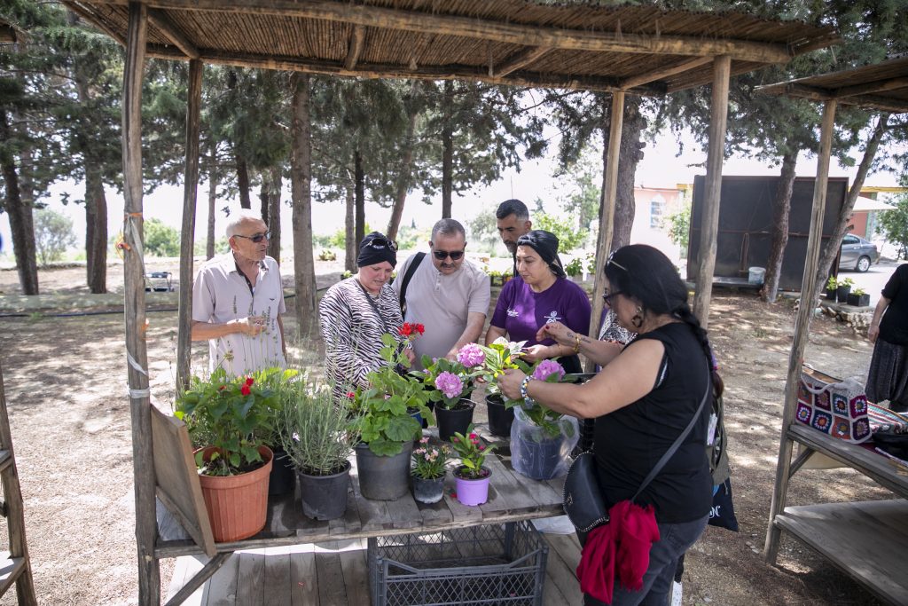 EMEKLİ EVİ ÜYELERİ BÜYÜKŞEHİR İLE AKTİF KALIYOR