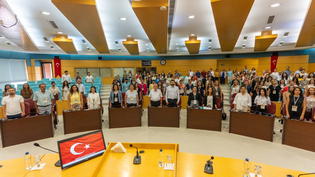 -“TARSUS’TA GÜÇ KADINDA” ÇALIŞTAYI GERÇEKLEŞTİRİLDİ