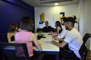 Senaryosunu yapay zeka yazdı, filmi yazılımcılar üretiyor