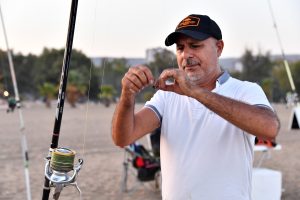 BALIKÇILAR OLTALARINI AKDENİZ’İN MAVİ SULARINA SALLADI