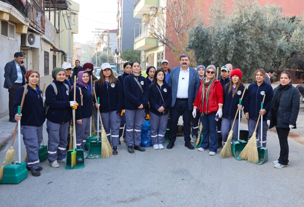 TOROSLAR BELEDİYESİ 725 ADET YENİ ÇÖP KONTEYNERİ ALDI