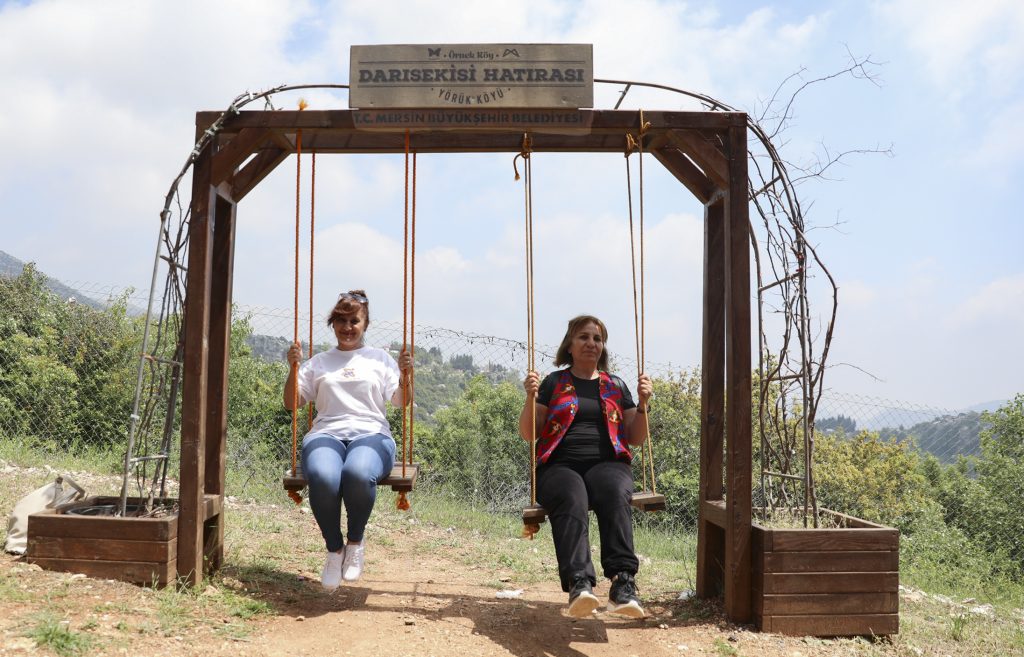 BÜYÜKŞEHİR’DEN DARISEKİSİ ÖRNEK YÖRÜK KÖYÜ’NDE HIDIRELLEZ ŞENLİĞİ