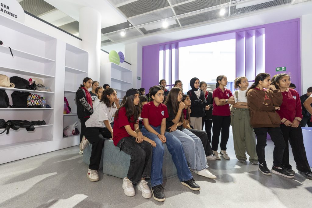 ÖĞRENCİLER DEPREM ANINI VE SONRASINI VR GÖZLÜĞÜ İLE DENEYİMLİYOR
