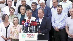 BAŞKAN SEÇER’DEN, HASTANEDE TEDAVİ GÖREN MANİSA BÜYÜKŞEHİR BELEDİYE BAŞKANI FERDİ ZEYREK’E ZİYARET