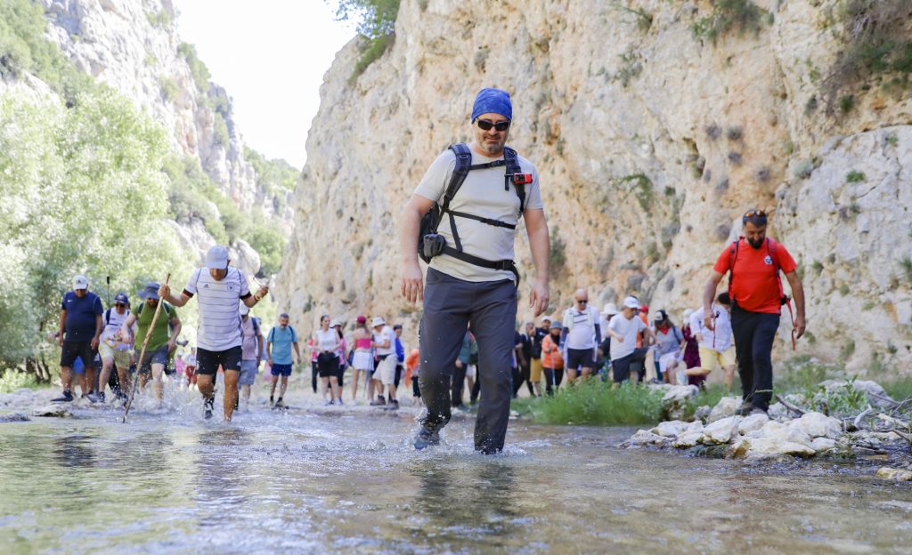 Mersin Kilikya Yolu’nda Tarihle Doğaya Yolculuk: Yürüyüşçüler Lamos’tan Gökler Deresi’ne Hayran Kaldı
