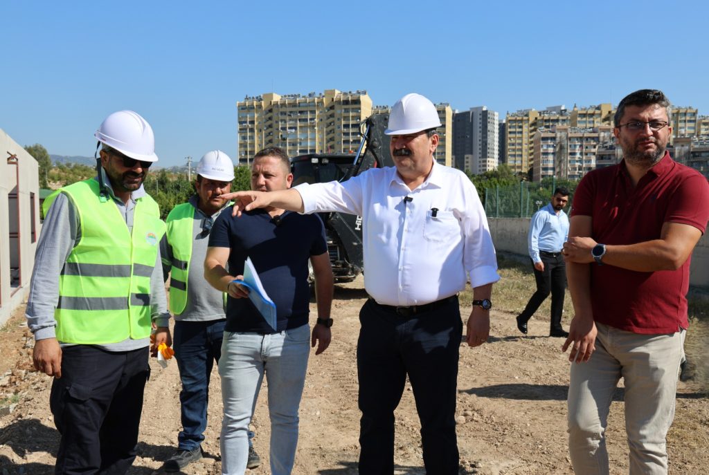 Toroslar’da Emeklilere Özel Sosyal Yaşam Merkezi Yükseliyor