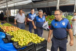 Yenişehir Belediyesi semt pazarlarında denetimlerini sürdürüyor