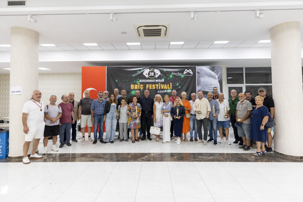 BRİÇ USTALARI MERSİN’DE BULUŞTU: FESTİVAL ÖDÜLLERLE SONA ERDİ