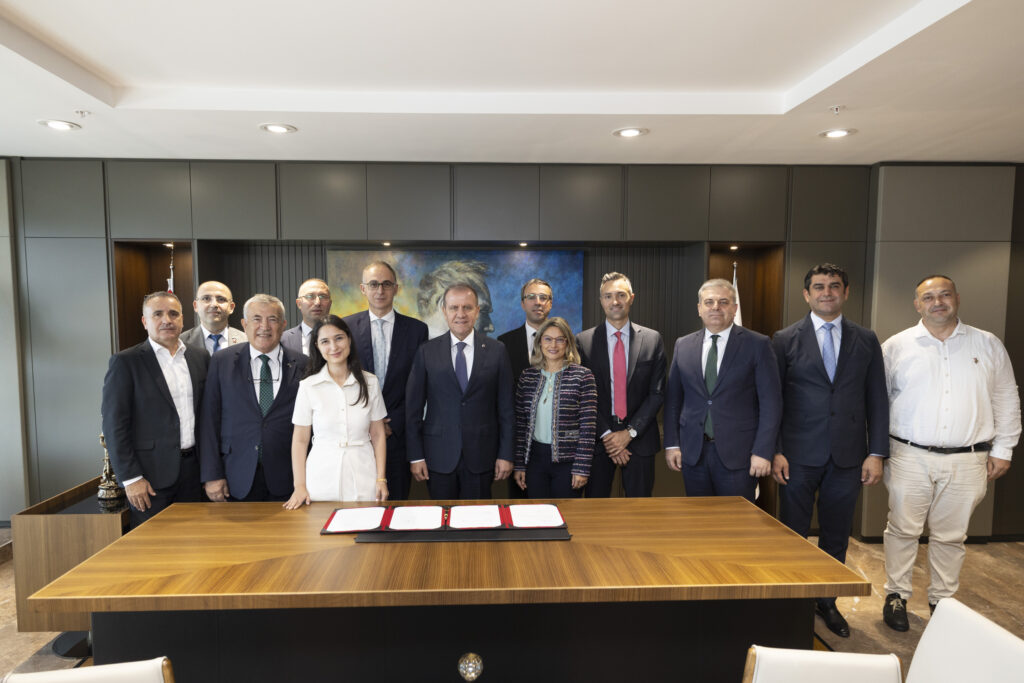 ‘MERSİN ATIKSU YÖNETİMİ VE EKOLOJİK DENGE PROJESİ’ FİNANSMANI İÇİN İMZALAR ATILDI