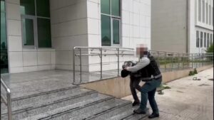 Adana’da hapis cezasıyla aranan 25 hükümlü yakalandı