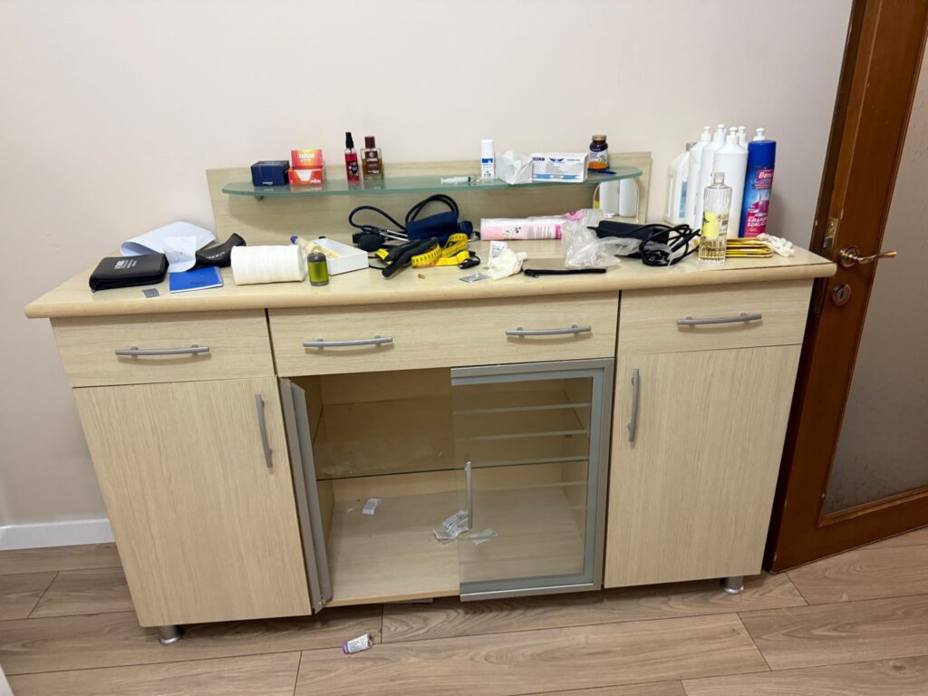 Yabancı uyruklu sahte doktor yakalandı: Evinden ultrason cihazı bile çıktı